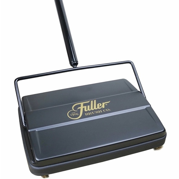 * NEW*.  Fuller Brush Electrostatic Carpet Sweeper - Picture 1 of 5
